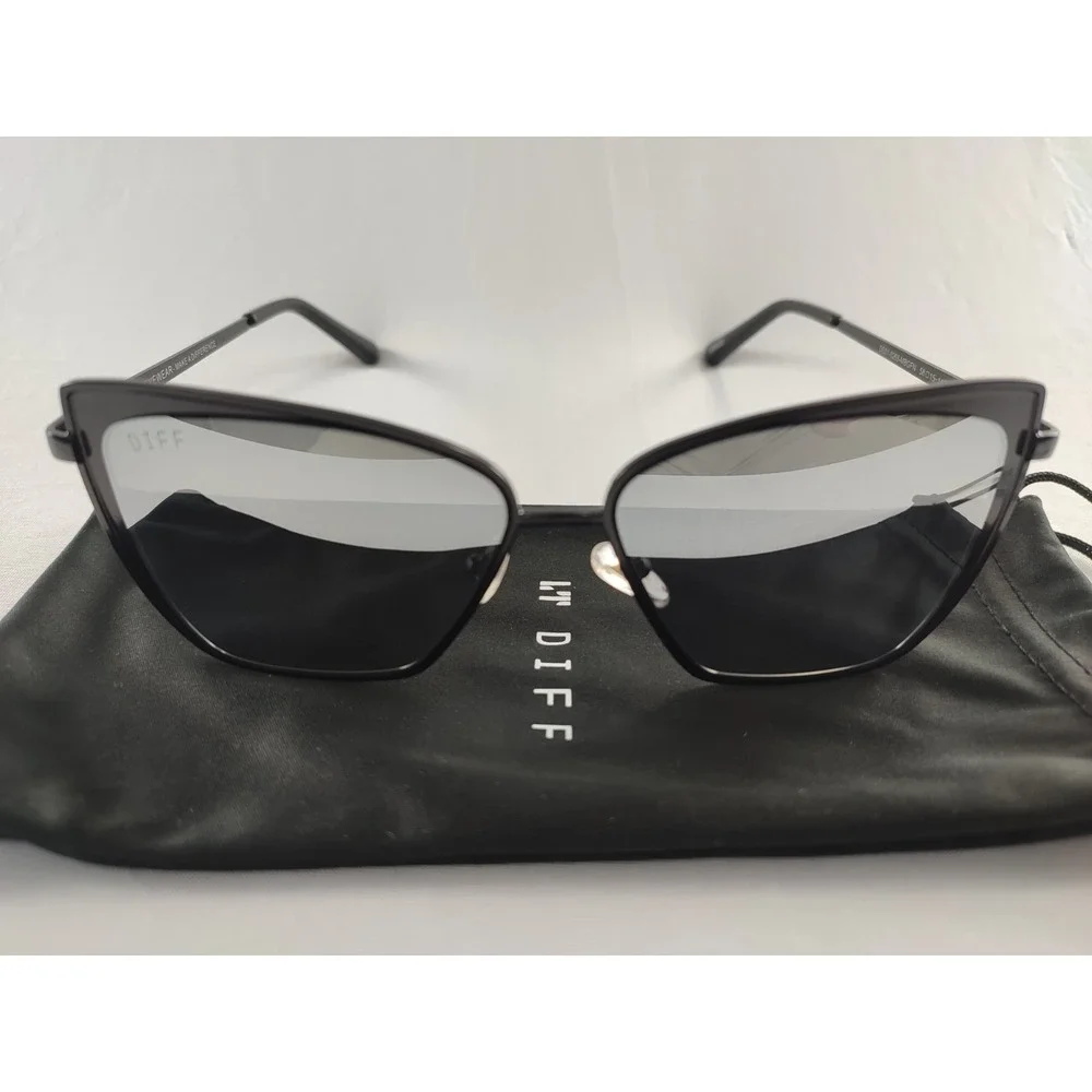 DIFF Eyewear Grace Matte Black Silver Mirror Oversized Sunglasses 58-15-142‎ NEW